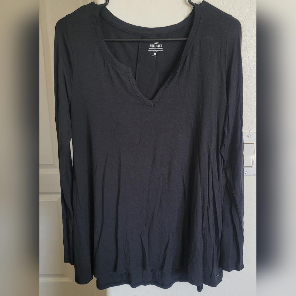 Hollister long sleeve shirt